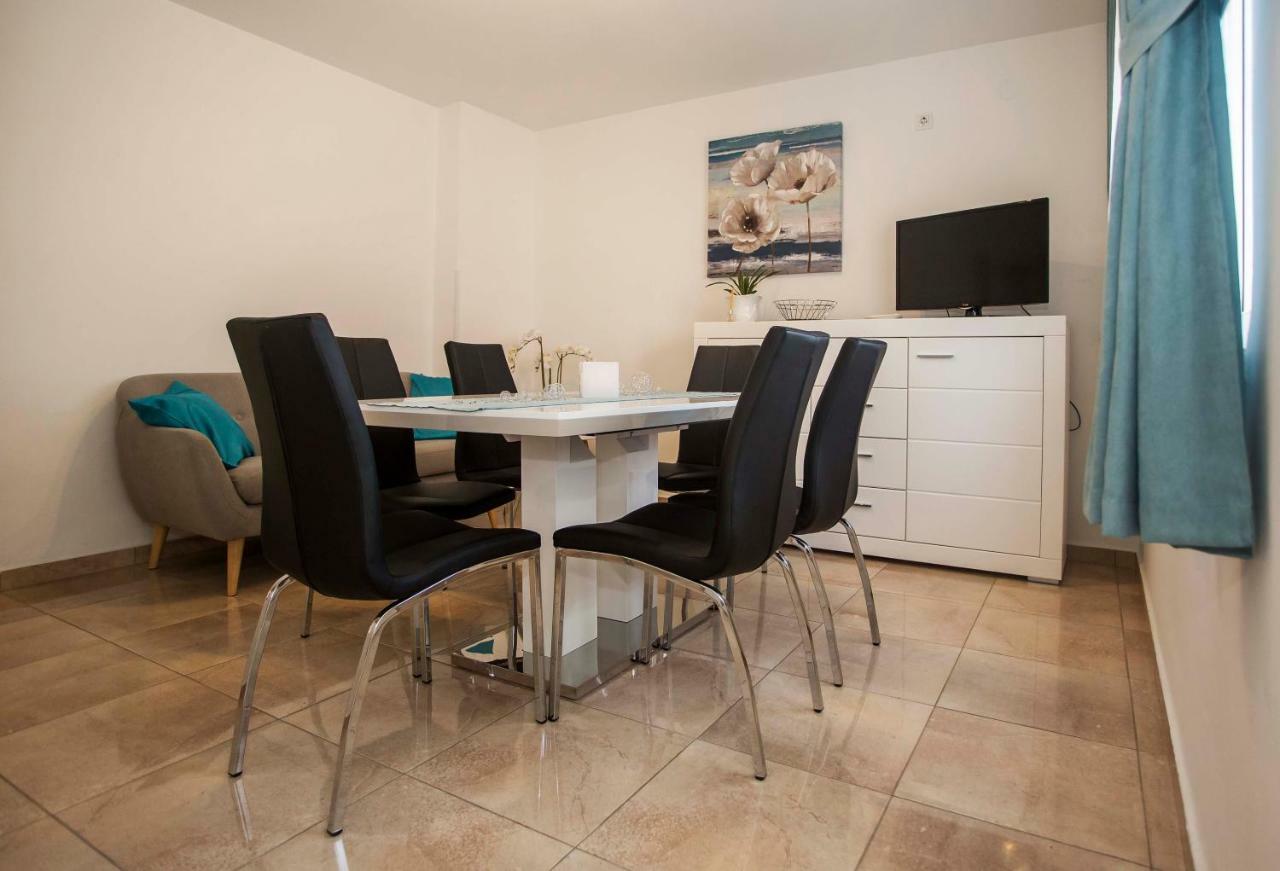 Apartman Barbara 로비니 외부 사진