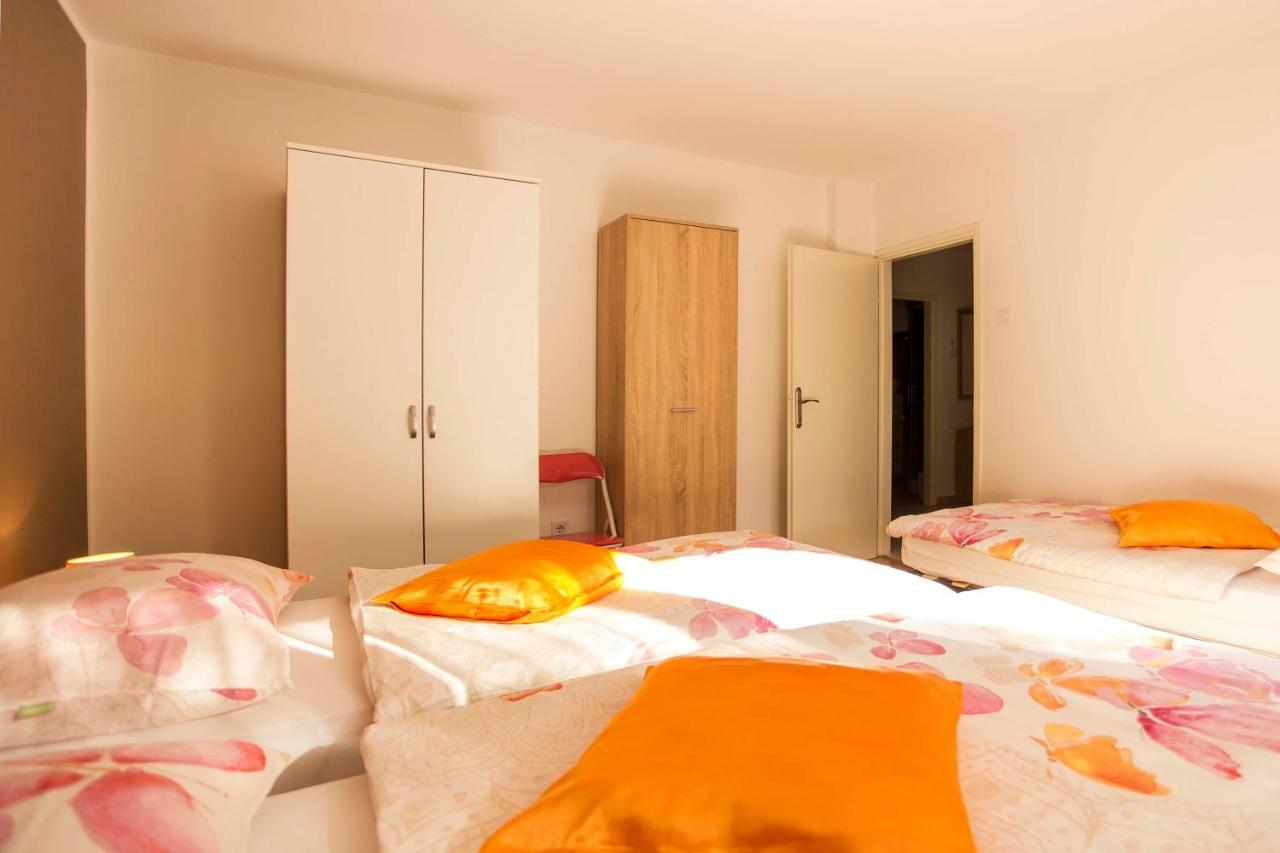 Apartman Barbara 로비니 외부 사진